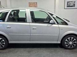 Silber Gebraucht 2006 Opel Meriva Edition Van / Kleinbus | 2.990 € (Fairer Preis)
