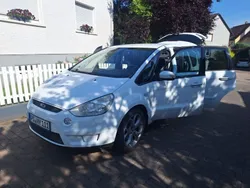 Weiß Gebraucht 2009 Ford S-MAX Trend Van / Kleinbus | 4.500 € (Etwas zu teuer)