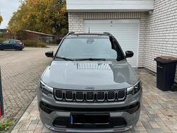 Grau Gebraucht 2022 Jeep Compass SUV | 29.000 € (Etwas zu teuer)