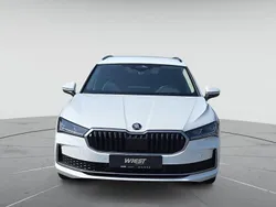 Purity weiss Gebraucht 2024 Skoda Superb Selection Kombi | 32.980 € (Etwas zu teuer)