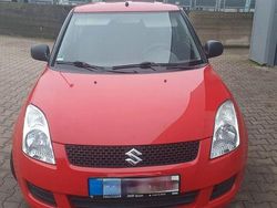 Rot Gebraucht 2008 Suzuki Swift Comfort Coupé | 1.500 € (Guter Preis)