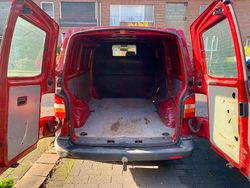 Rot Gebraucht 2006 VW Transporter Van | 3.777 €