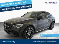 Grau Gebraucht 2020 Mercedes GLC300 AMG line Limousine | 38.890 € (Fairer Preis)