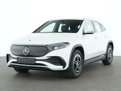 Weiß Gebraucht 2023 Mercedes EQA250 AMG SUV | 32.410 € (Fairer Preis)