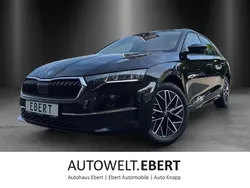 Blackmagic perleffekt Gebraucht 2025 Skoda Octavia Tour Kombi | 32.890 € (Fairer Preis)
