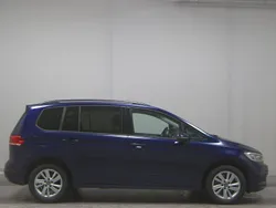 Blau Gebraucht 2022 VW Touran Comfortline Van / Kleinbus | 17.980 € (Superpreis)