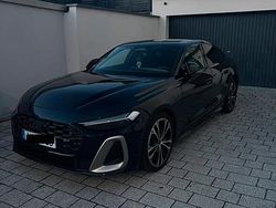 Blau Gebraucht 2024 Audi A5 Edition .1 Limousine | 46.500 € (Fairer Preis)