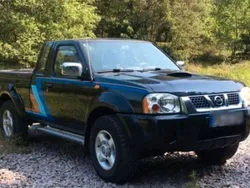 Schwarz Gebraucht 2004 Nissan Navara Abholung | 6.200 € (Fairer Preis)