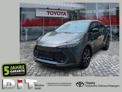 Grey metallic (1g3)/ black (20 Gebraucht 2024 Toyota C-HR Team SUV | 26.990 € (Fairer Preis)