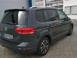Grau Gebraucht 2020 VW Touran IQ Drive Van / Kleinbus | 21.000 € (Guter Preis)