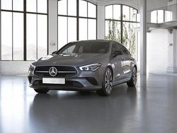 Grau Gebraucht 2022 Mercedes CLA220 Night Limousine | 27.490 € (Guter Preis)