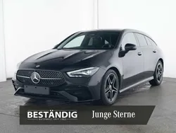 Lack kosmosschwarz Gebraucht 2024 Mercedes CLA200 Shooting Brake Premium Kombi | 35.990 € (Fairer Preis)