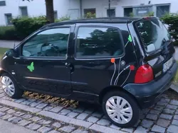 Blau Gebraucht 2005 Renault Twingo Kleinwagen | 1.999 €