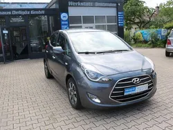 Grau Gebraucht 2015 Hyundai ix20 YES! Van / Kleinbus | 7.950 € (Superpreis)