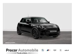 Schwarz Gebraucht 2023 Mini Cooper SE Kleinwagen | 20.495 € (Fairer Preis)