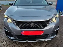 Grau Gebraucht 2018 Peugeot 3008 Active SUV | 16.800 € (Fairer Preis)