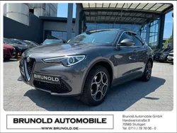 Grau Gebraucht 2019 Alfa Romeo Stelvio SUV | 24.490 € (Fairer Preis)