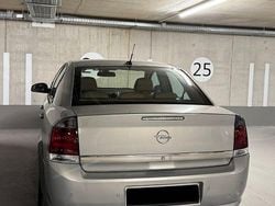 Silber Gebraucht 2006 Opel Vectra Limousine | 3.350 € (Fairer Preis)
