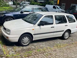 Weiß Gebraucht 1999 VW Golf IV Kombi | 1.300 € (Guter Preis)