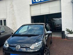 Schwarz Gebraucht 2015 VW up! Kleinwagen | 7.900 € (Teuer)