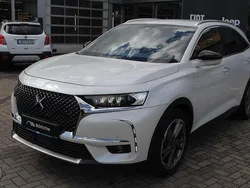 Weiss perlglänzend Gebraucht 2022 DS Automobiles DS7 Crossback Rivoli Plus SUV | 28.990 € (Fairer Preis)