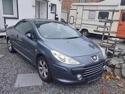 Gebraucht 2007 Peugeot 307 CC Tendance Cabrio | 2.100 € (Teuer)