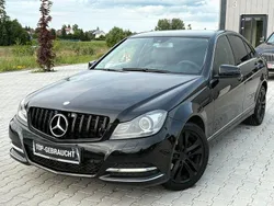 Obsidianschwarz metallic Gebraucht 2012 Mercedes C200 Avantgarde Limousine | 7.590 € (Guter Preis)