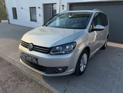 Silber Gebraucht 2010 VW Touran Highline Van / Kleinbus | 4.999 € (Guter Preis)