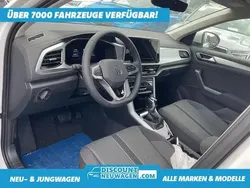 Kings red / schwarz Gebraucht 2025 VW T-Roc R-line SUV | 37.170 € (Etwas zu teuer)