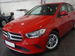 Rot Gebraucht 2019 Mercedes B180 Style Van / Kleinbus | 15.995 € (Guter Preis)