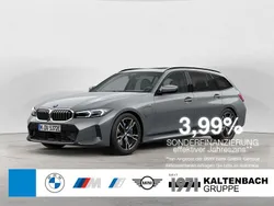 Grau Gebraucht 2024 BMW 330e M Sport Kombi | 54.890 €