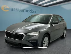 Grau Gebraucht 2024 Skoda Scala Kleinwagen | 21.449 € (Guter Preis)