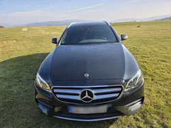 Schwarz Gebraucht 2018 Mercedes E220 Kombi | 24.100 € (Fairer Preis)