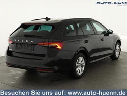 Black magic perleffekt Neu 2025 Skoda Octavia Selection Kombi | 33.995 €