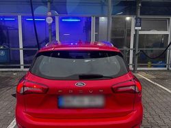 Rot Gebraucht 2020 Ford Focus Cool & Connect Kombi | 8.000 € (Superpreis)