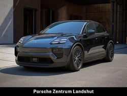 Tiefschwarzmetallic Neu 2025 Porsche Macan SUV | 99.800 € (Superpreis)