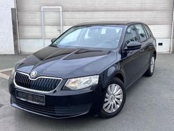 Schwarz Gebraucht 2014 Skoda Octavia Active Kombi | 6.100 € (Fairer Preis)