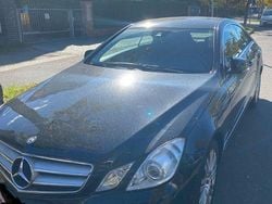 Schwarz Gebraucht 2012 Mercedes E200 Avantgarde Coupé | 12.000 € (Guter Preis)
