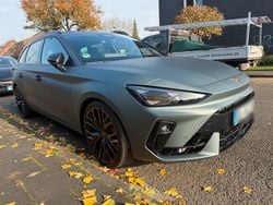 Grau Gebraucht 2025 Cupra Leon VZ3 Kombi | 40.500 € (Guter Preis)