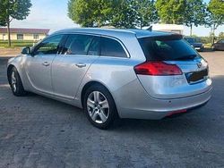 Silber Gebraucht 2025 Opel Insignia Kombi | 3.300 €