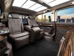 Schwarz Neu 2025 Mercedes V300 Luxury Van / Kleinbus | 303.450 €