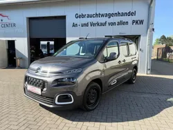 Grau Gebraucht 2020 Citroën Berlingo Shine Van / Kleinbus | 23.500 € (Teuer)