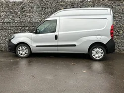 Silber Gebraucht 2020 Fiat Doblò Van / Kleinbus | 7.975 € (Guter Preis)