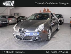 Grau Gebraucht 2014 Alfa Romeo Giulietta Limousine | 7.650 € (Fairer Preis)
