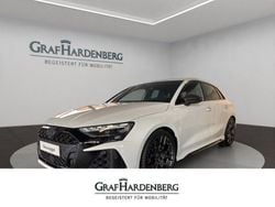 Grau Gebraucht 2025 Audi RS3 Sportback Kleinwagen | 66.900 € (Guter Preis)