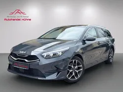 Grau Gebraucht 2021 Kia Ceed Sportswagon Platinum Edition Kombi | 24.924 € (Teuer)