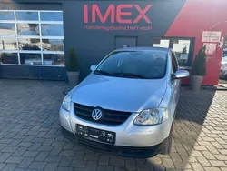 Silber Gebraucht 2005 VW Fox Basis Kleinwagen | 2.390 € (Teuer)