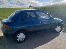 Grün Gebraucht 1993 Mazda 121 Kleinwagen | 1.650 €