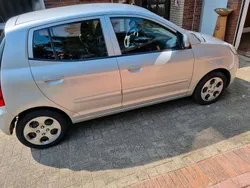 Silber Gebraucht 2009 Kia Picanto Kleinwagen | 1.750 € (Fairer Preis)