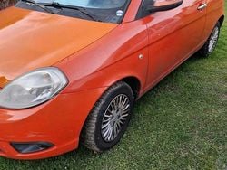 Rot Gebraucht 2006 Lancia Ypsilon Kleinwagen | 1.475 € (Fairer Preis)
